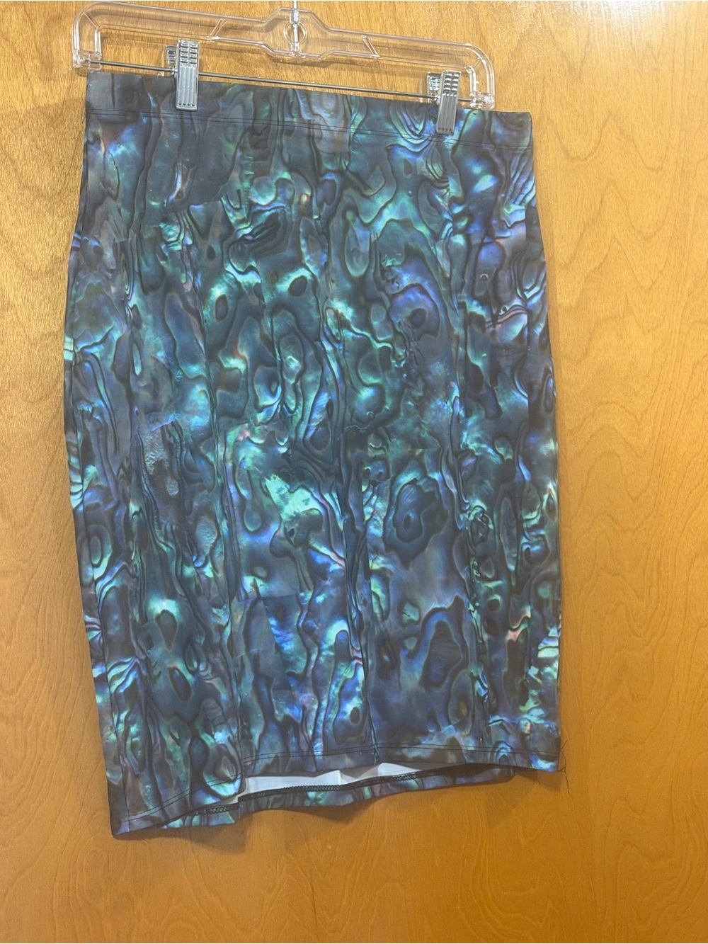 Women's Iridescent Blue-Green Print Pencil Skirt